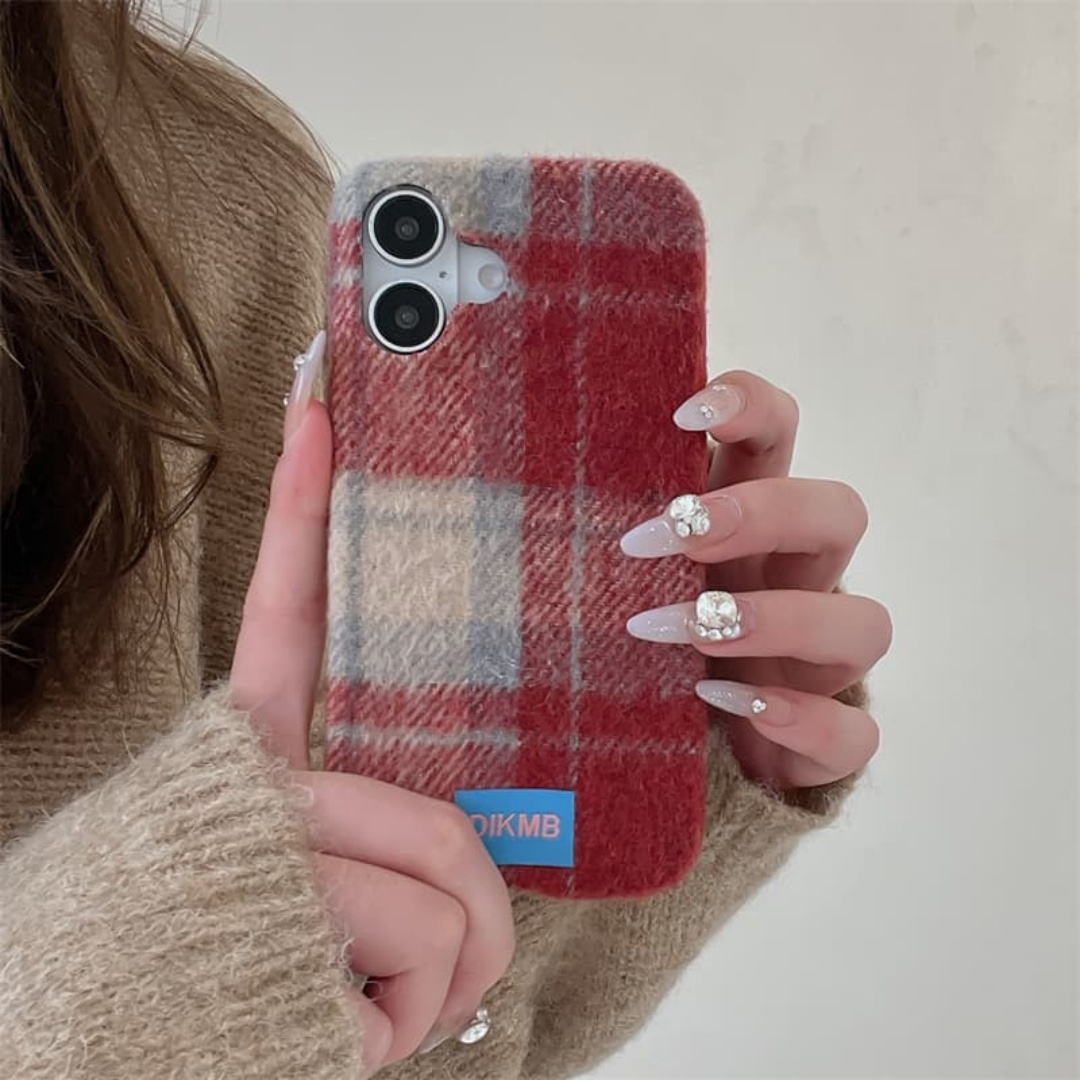 レトロなチェック柄の、柔らかくふわふわで暖かいiPhone  - Phone Cases Iphone 13 のレビューと価格