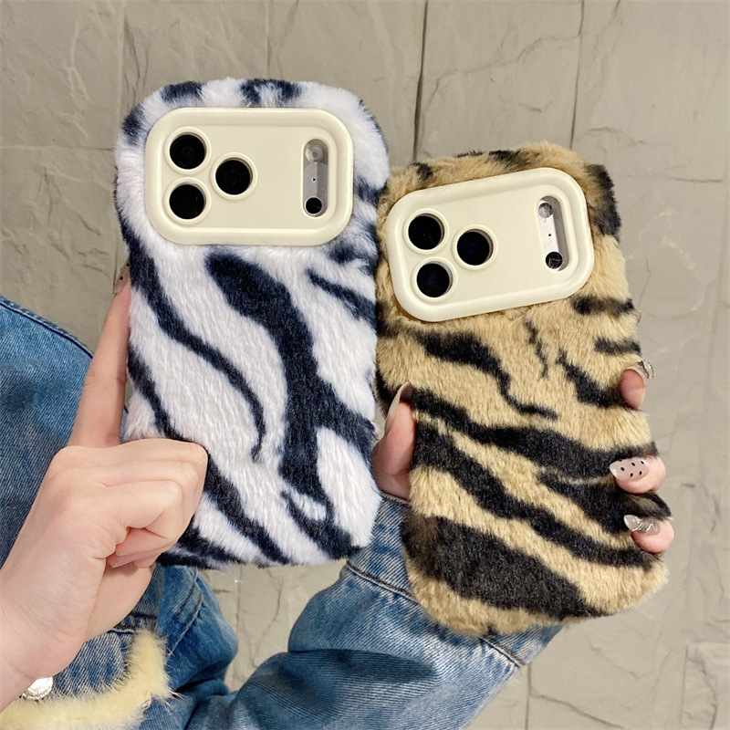 豪華なゼブラ柄ふわふわプラッシュスマホケース iPhone  - Phone Cases Iphone 13 のレビューと価格